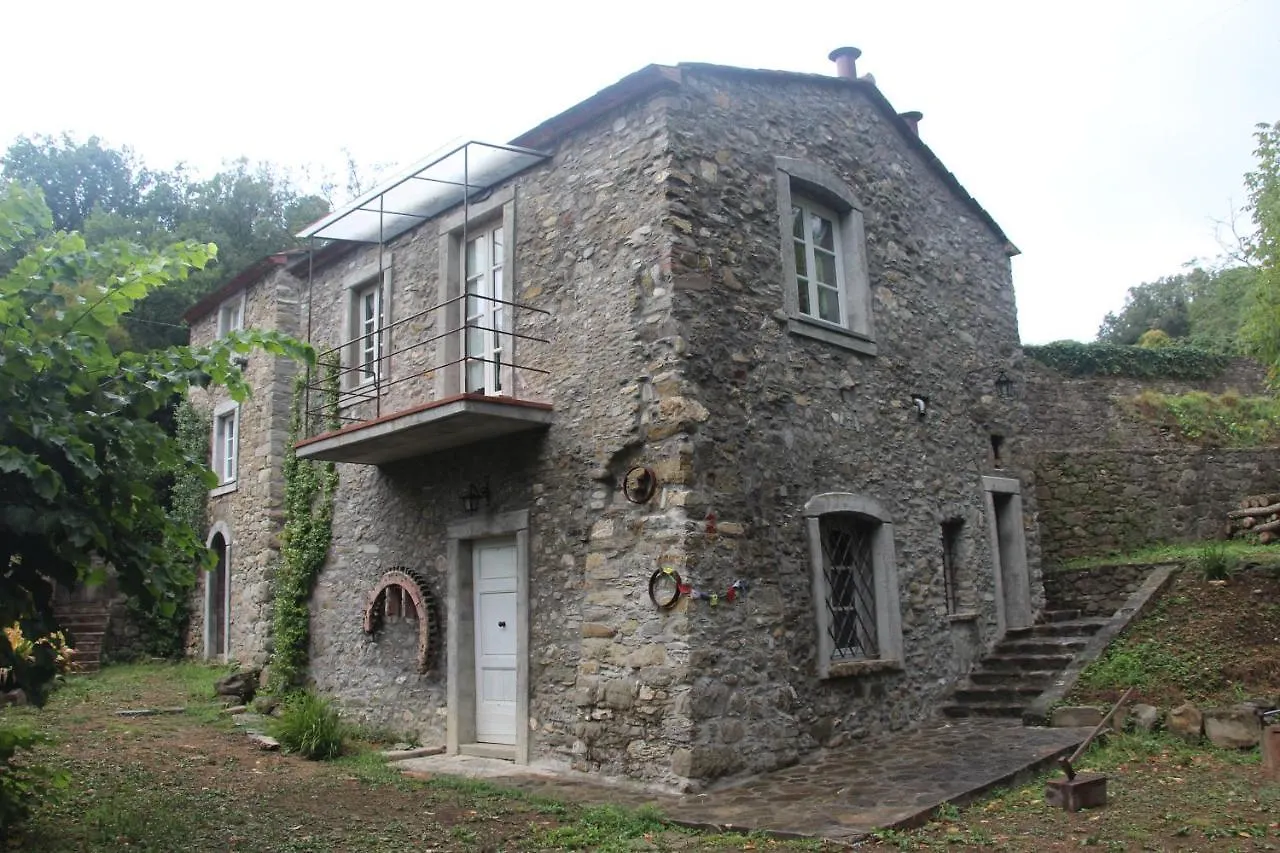Casavacanze Ex Muli Loft Tiglio Villa Castelnuovo Magra Holiday home