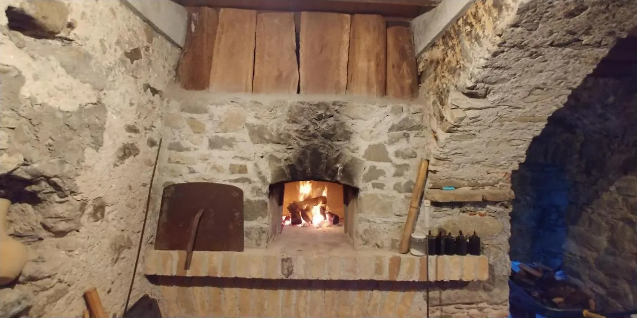 Casa de Férias Casavacanze Ex Muli Loft Tiglio Vila Castelnuovo di Magra Itália